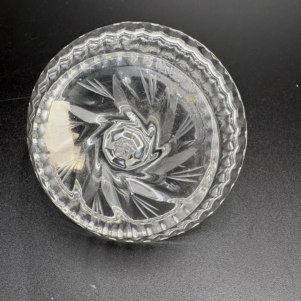 Vintage 24% Lead Crystal round ring holder